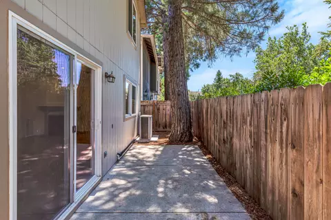 655 Shadow Way, Central Point, OR 97502 photo 26