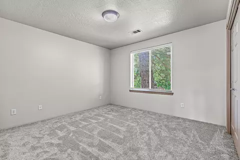 655 Shadow Way, Central Point, OR 97502 photo 20
