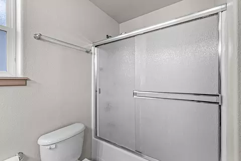 655 Shadow Way, Central Point, OR 97502 photo 18
