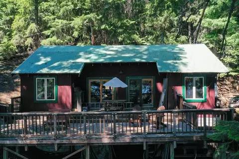 Q-10 Lake Of The Woods, Klamath Falls, OR 97601