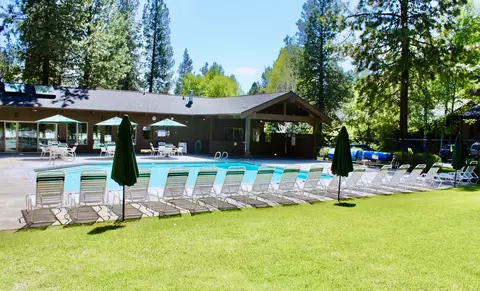 57379 Beaver Ridge Loop Loop #30B, Sunriver, OR 97707