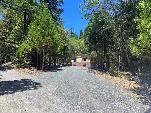 1146 Savage Creek Rd, Grants Pass, OR 97527