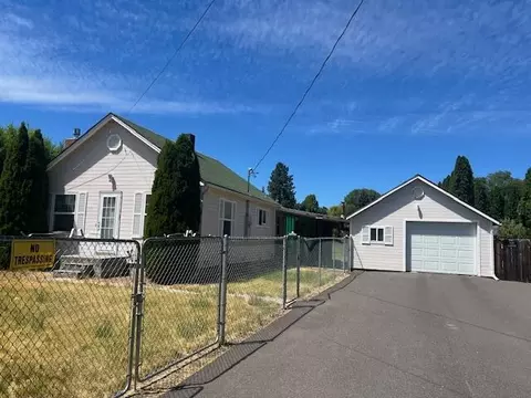 5635 Miller Ave, Klamath Falls, OR 97603