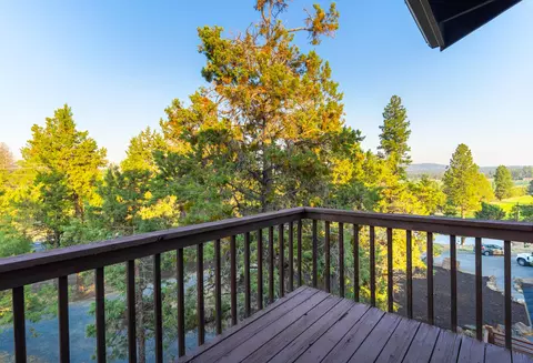 Exterior - 63721 Johnson Rd, Bend, OR 97703 photo 11 of 43