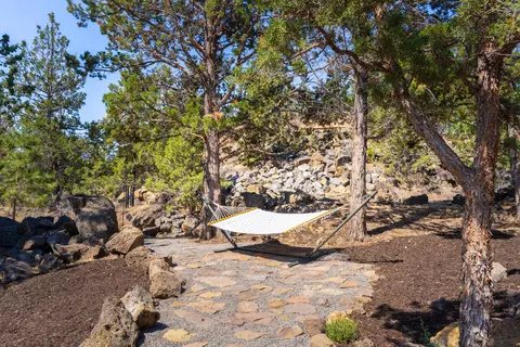 Exterior - 63721 Johnson Rd, Bend, OR 97703 photo 7 of 43