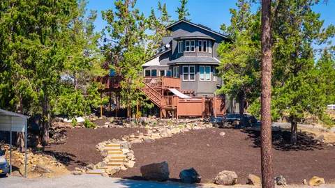 Exterior - 63721 Johnson Rd, Bend, OR 97703 photo 30 of 43