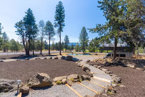 Exterior - 63721 Johnson Rd, Bend, OR 97703 photo 42 of 43