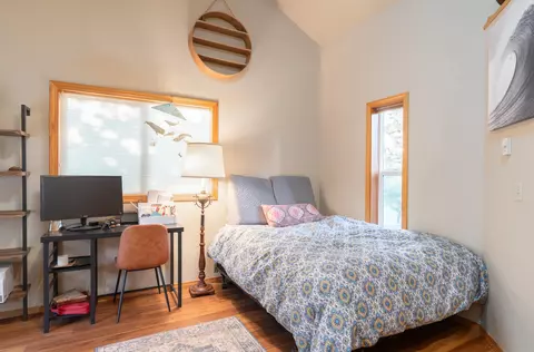 Bedroom - 63721 Johnson Rd, Bend, OR 97703 photo 1 of 5