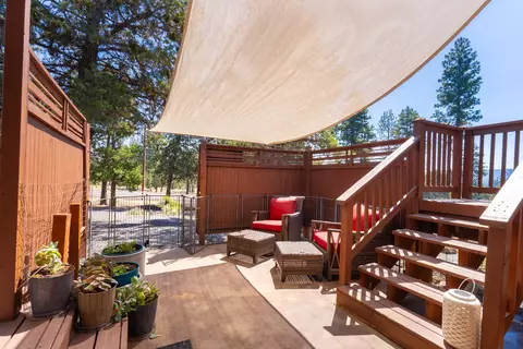 Exterior - 63721 Johnson Rd, Bend, OR 97703 photo 5 of 43