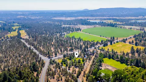 View/Area - 63721 Johnson Rd, Bend, OR 97703 photo 5 of 10
