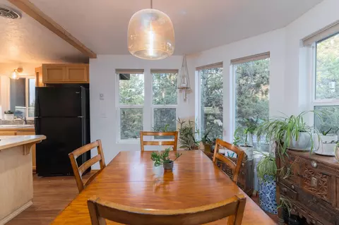 Dining - 63721 Johnson Rd, Bend, OR 97703 photo 4 of 4
