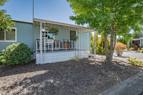515 E Main St UNIT 25, Rogue River, OR 97537 photo 2