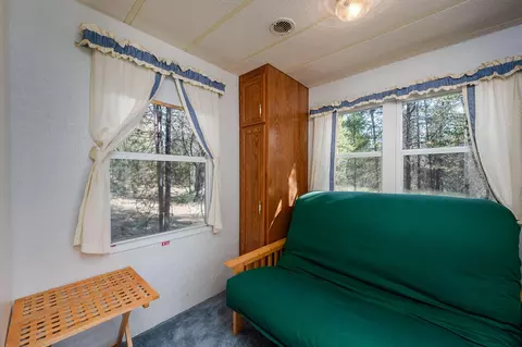 16471 Sprague Loop, La Pine, OR 97739 photo 9