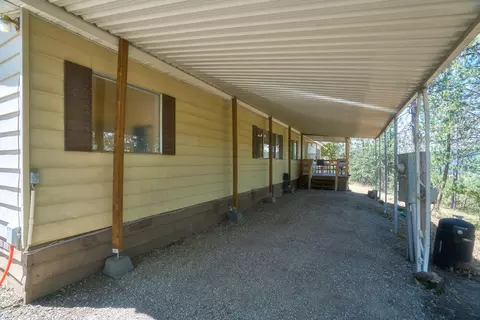 945 Leafwood Dr, Eagle Point, OR 97524 photo 27