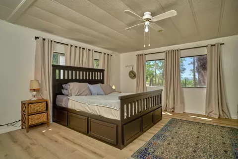 945 Leafwood Dr, Eagle Point, OR 97524 photo 15