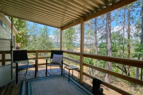 945 Leafwood Dr, Eagle Point, OR 97524 photo 28