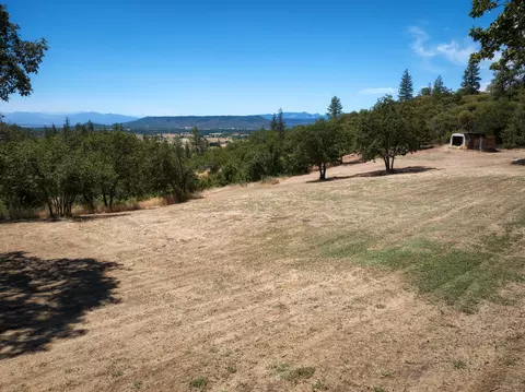 945 Leafwood Dr, Eagle Point, OR 97524 photo 35