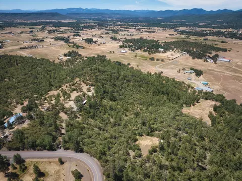945 Leafwood Dr, Eagle Point, OR 97524 photo 40