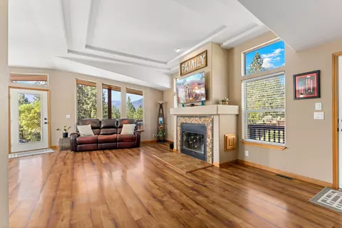 312 Stringer Gap Rd, Grants Pass, OR 97527 photo 5