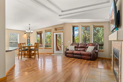 312 Stringer Gap Rd, Grants Pass, OR 97527 photo 4