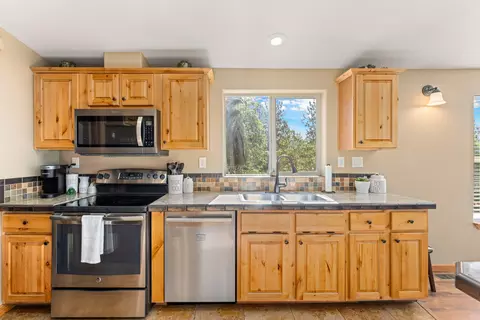 312 Stringer Gap Rd, Grants Pass, OR 97527 photo 8