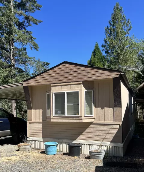 6226 Neill Rd, Grants Pass, OR 97527