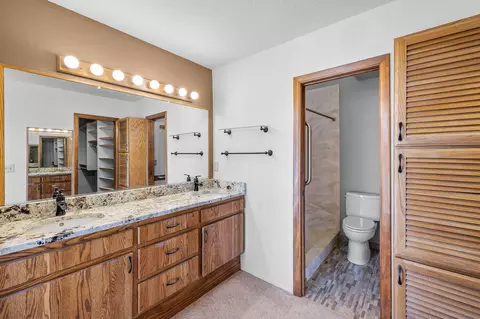 64586 Mcgrath Rd, Bend, OR 97701 photo 13