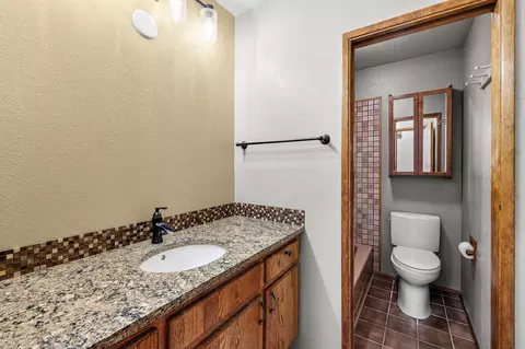 64586 Mcgrath Rd, Bend, OR 97701 photo 17