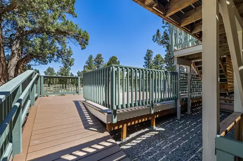 64586 Mcgrath Rd, Bend, OR 97701 photo 27