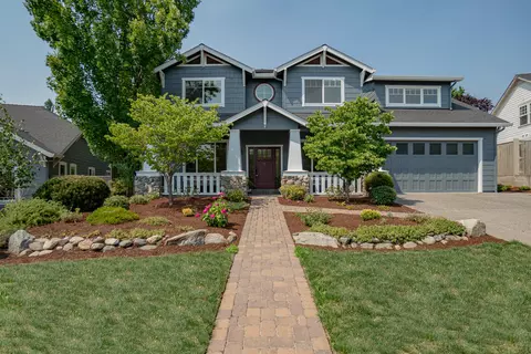 3750 Fieldbrook Ave, Medford, OR 97504