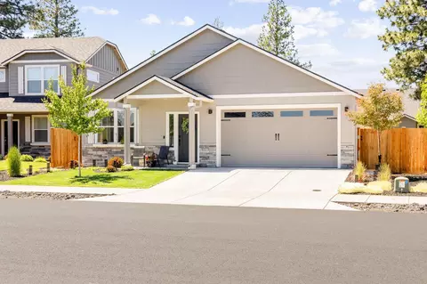 623 N Willitts St, Sisters, OR 97759