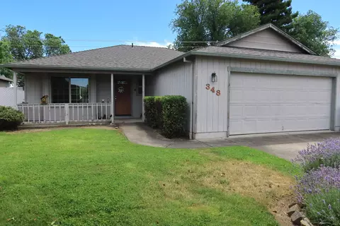 348 Sandi Way, Eagle Point, OR 97524