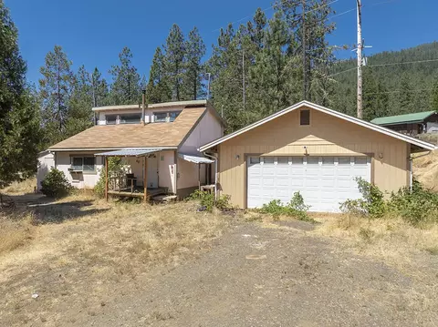 650 Gold Canyon Dr, Selma, OR 97538