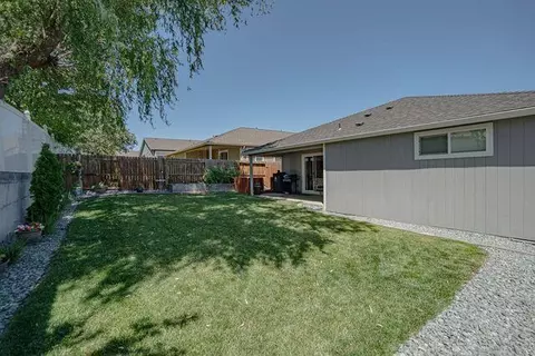 935 Stonewater Dr, Eagle Point, OR 97524 photo 16