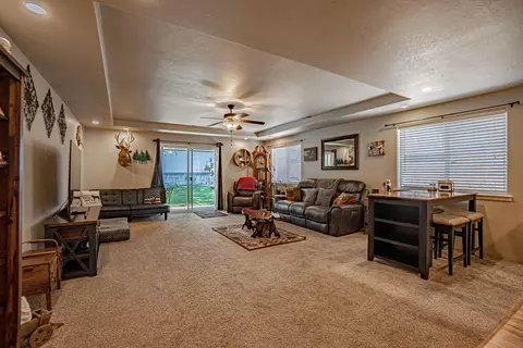 935 Stonewater Dr, Eagle Point, OR 97524 photo 20