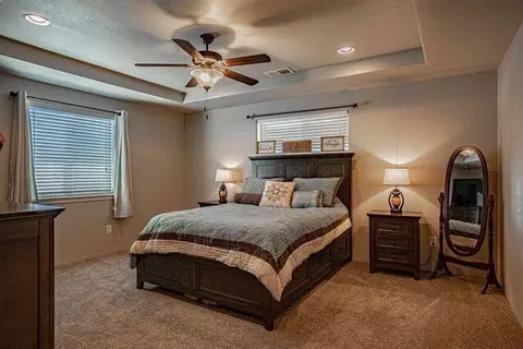 935 Stonewater Dr, Eagle Point, OR 97524 photo 7