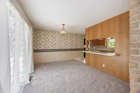 320 Oak St, Phoenix, OR 97535 photo 8