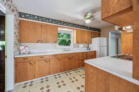 320 Oak St, Phoenix, OR 97535 photo 9