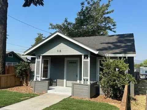 113 Kenwood Ave, Medford, OR 97501