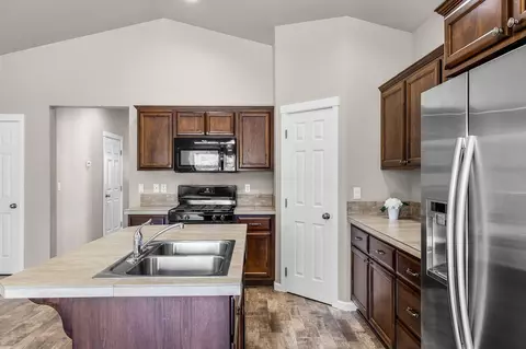 Kitchen - 3107 NE Corona Ln, Bend, OR 97701 photo 1 of 1