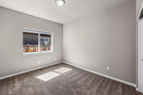 Bedroom - 3107 NE Corona Ln, Bend, OR 97701 photo 5 of 6