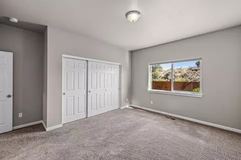 Bedroom - 3107 NE Corona Ln, Bend, OR 97701 photo 4 of 6
