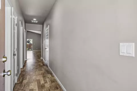 Entry Way - 3107 NE Corona Ln, Bend, OR 97701 photo 1 of 2