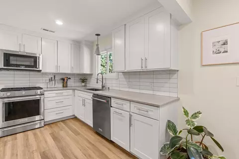 1241 NE 6th St, Bend, OR 97701 photo 10