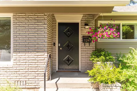 1241 NE 6th St, Bend, OR 97701 photo 2