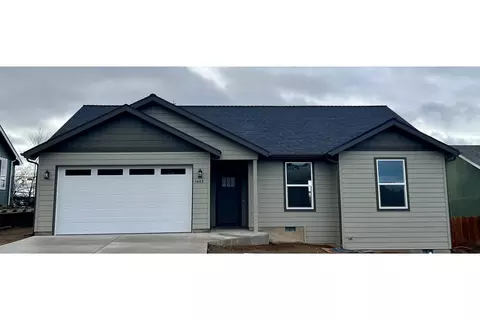 5448 Shalynn Dr, Klamath Falls, OR 97603