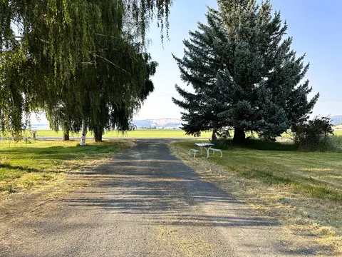29828 Micka Rd, Malin, OR 97632 photo 7