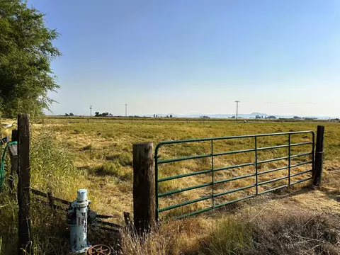 29828 Micka Rd, Malin, OR 97632 photo 6