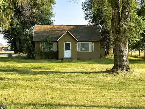 29828 Micka Rd, Malin, OR 97632