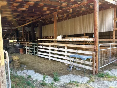 29828 Micka Rd, Malin, OR 97632 photo 21
